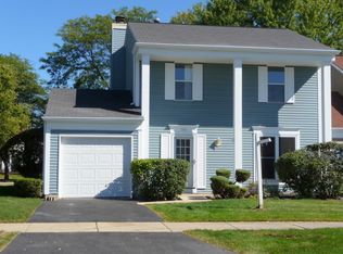 7313 Trent Rd, Downers Grove, IL 60516