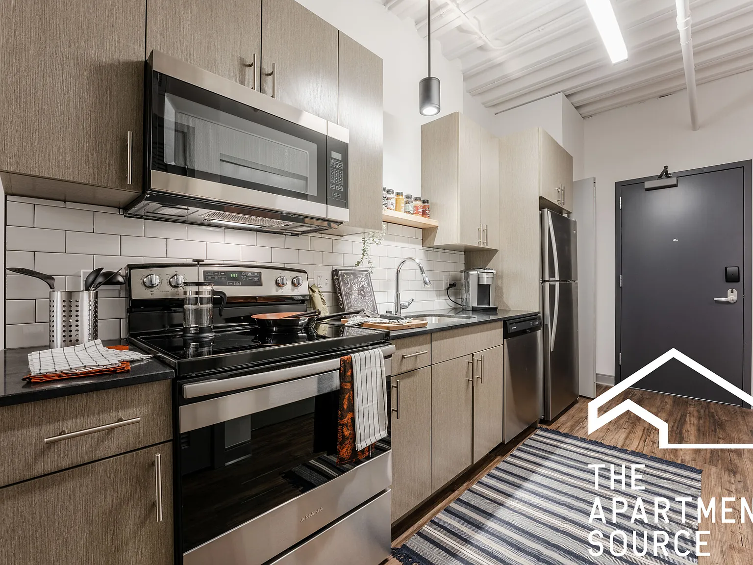 1 bed, $2,524 — Photo 3