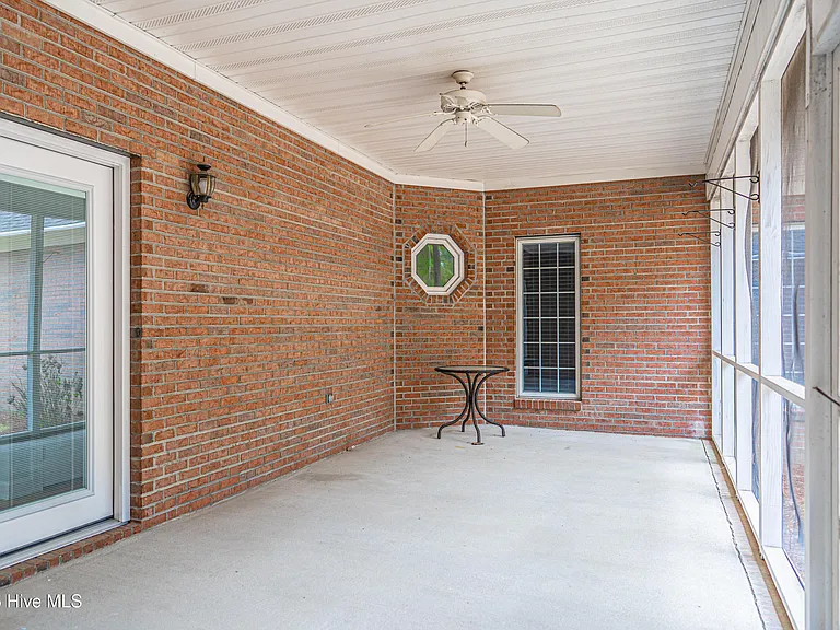 12 Wildwood Ln — Photo 45