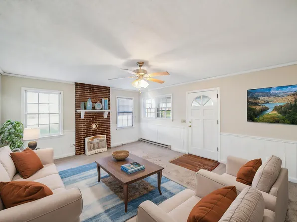 714 Girl Scout Rd, Kinston, NC 28501