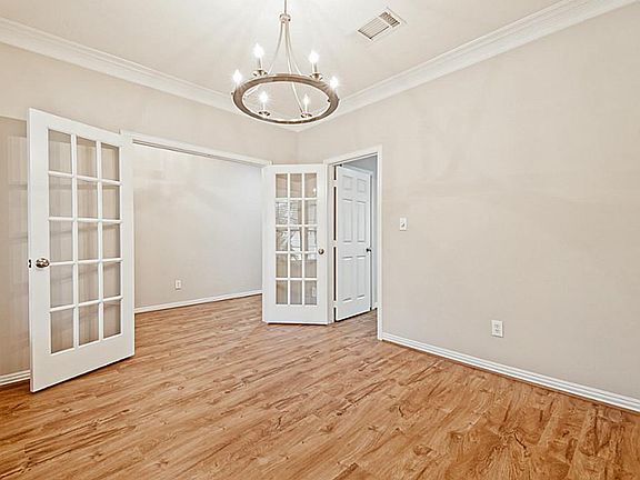 4th image of 13011 Poydras Ct
