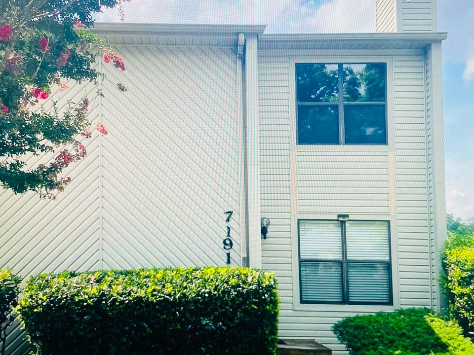 1st image of 7191 Scarlet Oak Dr