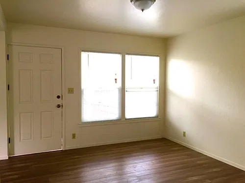 **Charming private Cottage in the heart of Capitola Village at Capitola Village — Photo 4