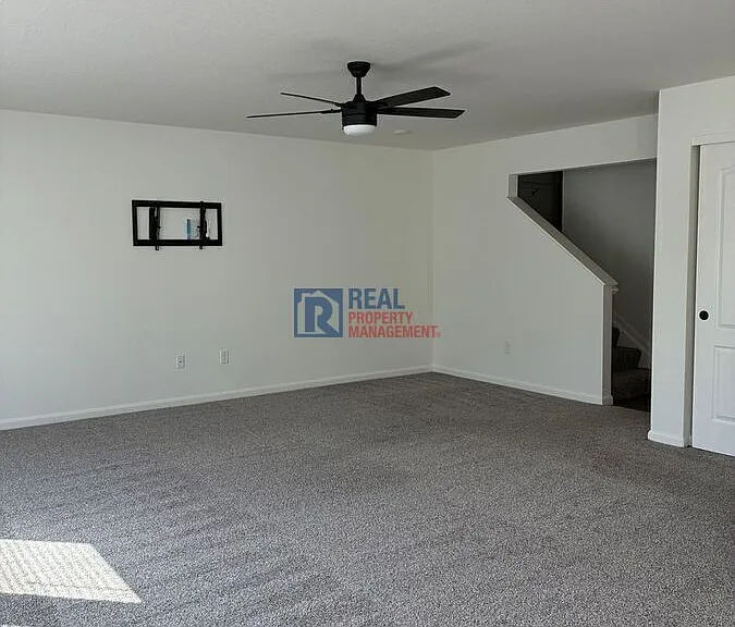 1298 Woodstone Way — Photo 4