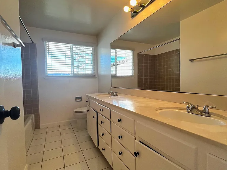 18371 Tamarind St — Photo 21