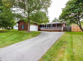 1477 Mount Rainier Dr, Lexington, KY 40517