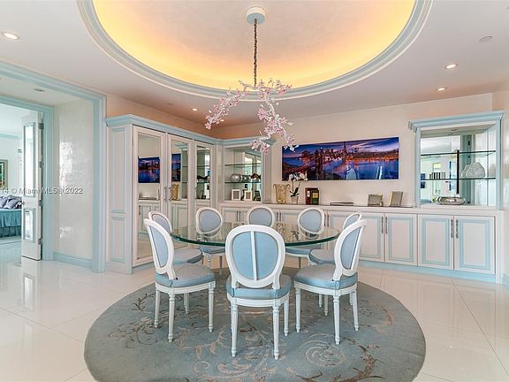 4th image of 16051 Collins Ave APT 1401