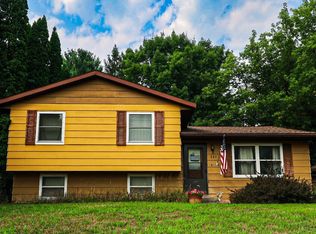 265 E Koch St, Redgranite, WI 54970