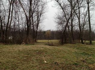 708 S Shenandoah Dr, Latrobe, PA 15650