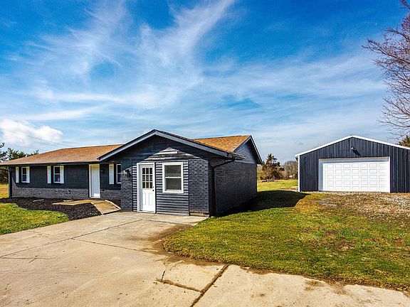 2nd image of 4302 Somerville Rd