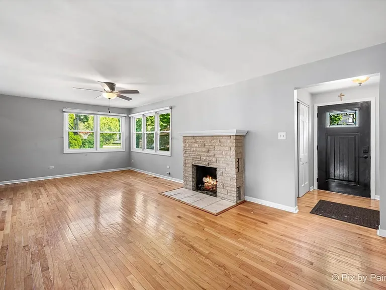 120 W Hillside Ave — Photo 4