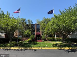 46 Township Line Rd APT 215, Elkins Park, PA 19027