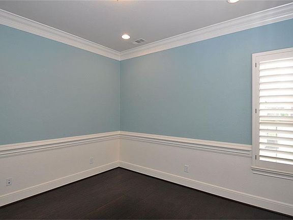 4th image of 3326 S Cotswold Manor Dr