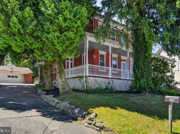 138 E New St, Mountville, PA 17554