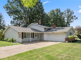 4345 Danberry Dr, North Olmsted, OH 44070