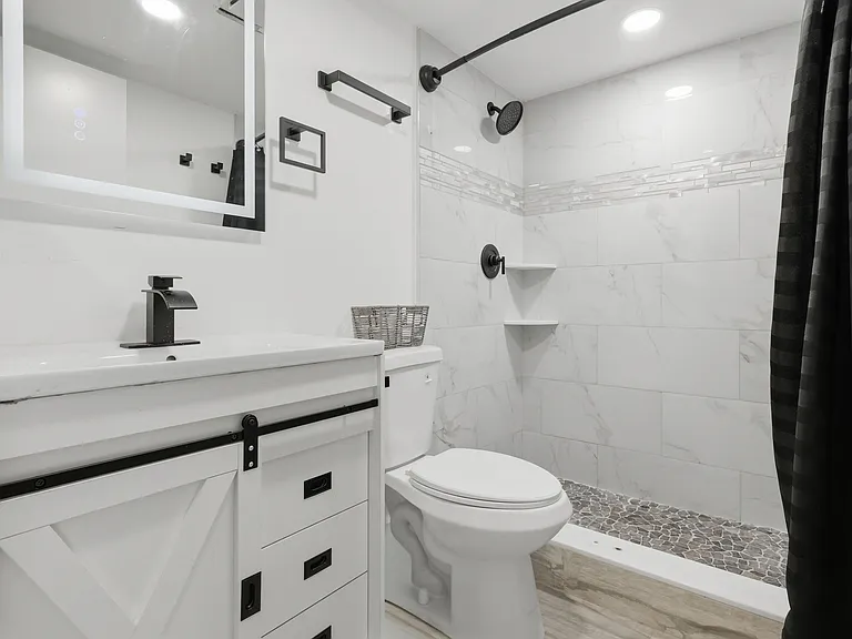 545 Trace Cir #102 — Photo 12