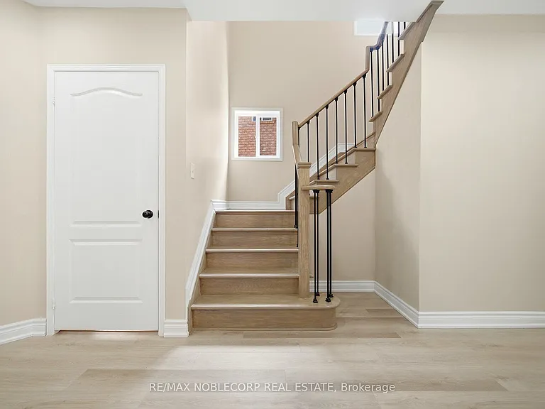 22 Gold Hill Rd #UPPER — Photo 21