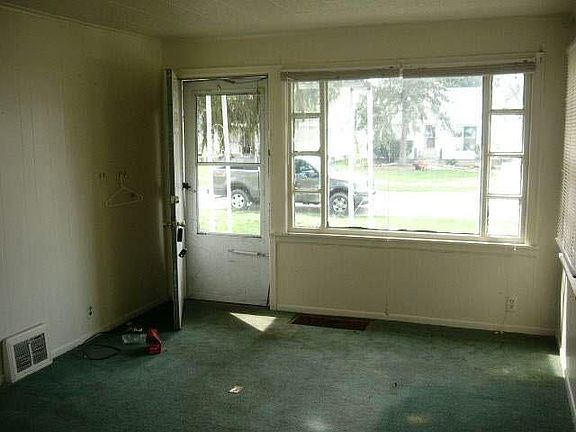4th image of 708 S Illinois St