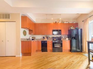 2023 W Iowa St, Chicago, IL 60622