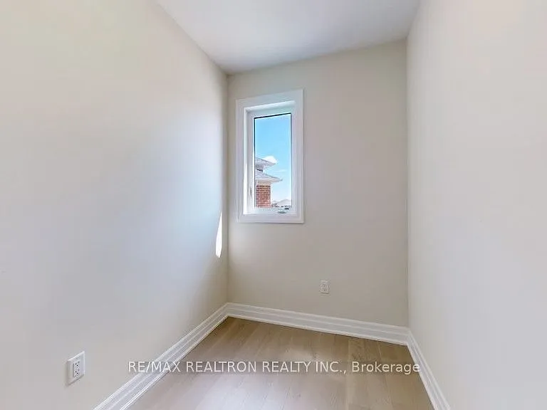 41 John Dallimore Dr — Photo 32