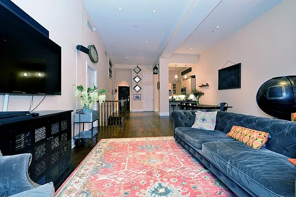 Sold by Level Group | media 24