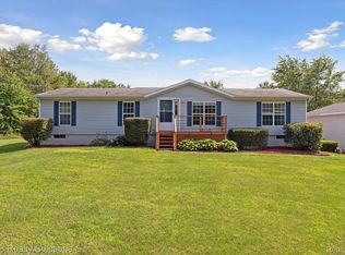 2378 Dodds Rd, North Branch, MI 48461