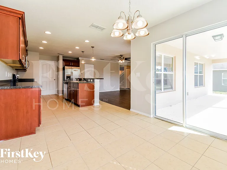 13509 Laranja St — Photo 4