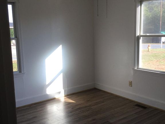 1st bedroom