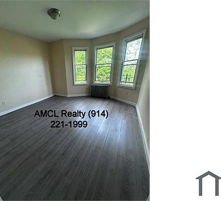 1st image of 43 Currans Ln #3