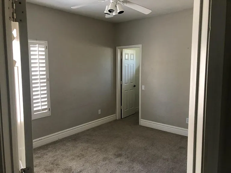1424 E Desert Broom Way — Photo 8