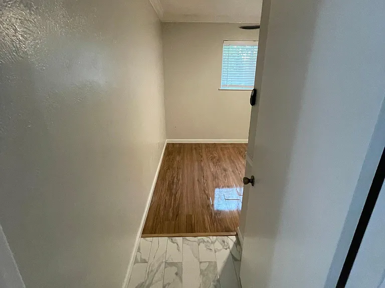 11939 Flushing Meadows Dr — Photo 4