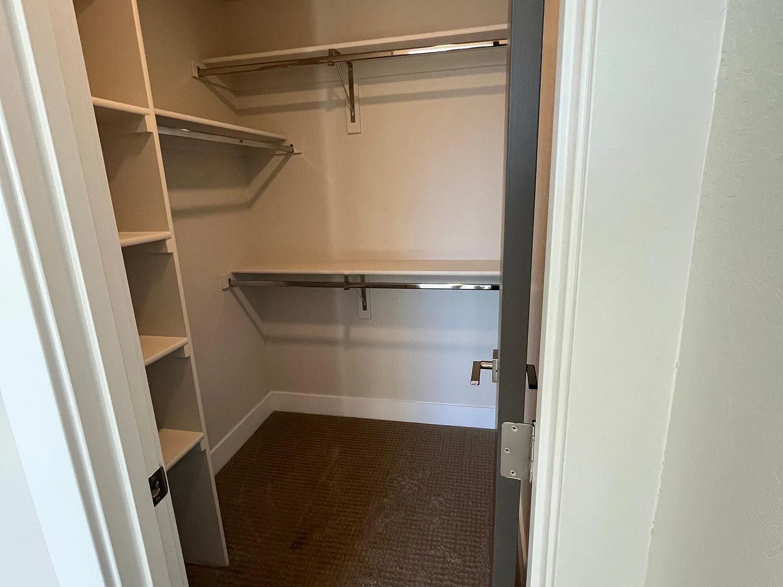 1 bed, 2.5 bath, 1276 sqft, $1,200 — Photo 4