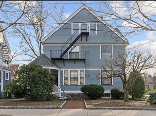 265 Bowen St APT 1, Providence, RI 02906