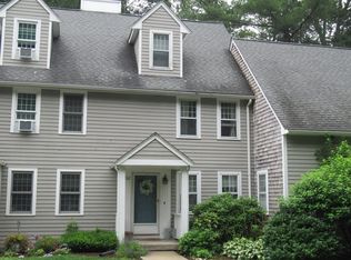 132 Twin Lakes Dr UNIT 132, Halifax, MA 02338