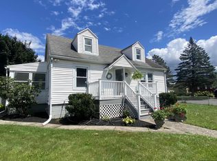 4 Fairview Ave, Kingston, NY 12401