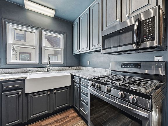 5th image of 1624 Wildwood Dr NE