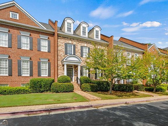 2nd image of 4727 Ivy Ridge Dr SE