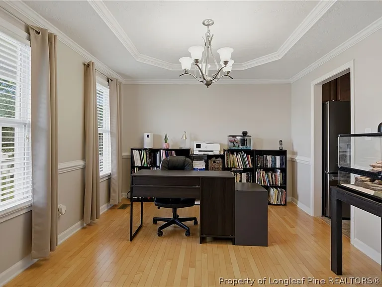 420 Thorncliff Dr — Photo 11