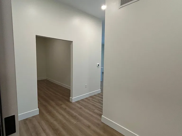 One Park Apartments — Photo 55