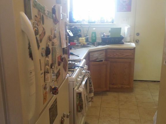 2nd image of 1305 W Morse Ave #2A