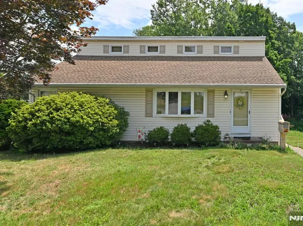 155 Hasbrouck Ave, Emerson, NJ 07630