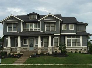 6560 W Deerfield Dr, Zionsville, IN 46077