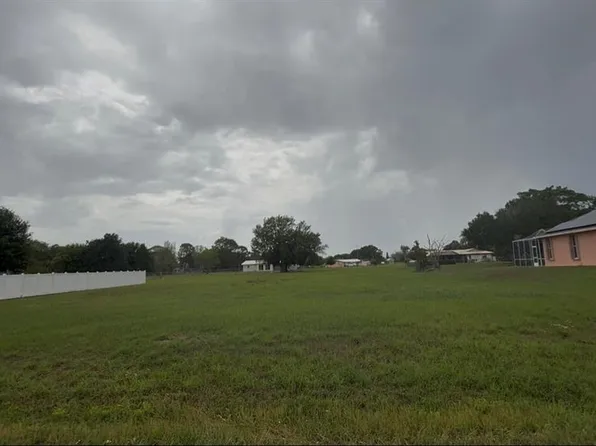 424 Cherry Tree Dr #18, Sebring, FL 33876
