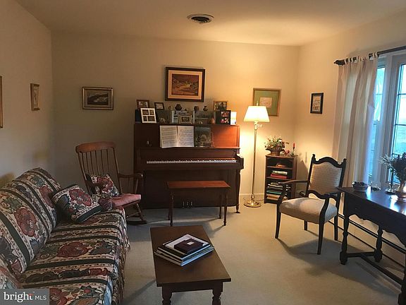 4th image of 6443 Cannon Dr