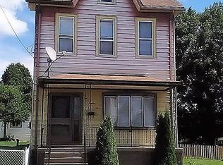 225 West St, Williamstown, PA 17098