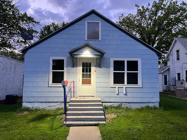 312 Forest Ave W, Mora, MN 55051