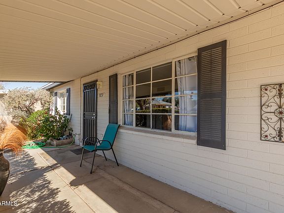 3rd image of 11831 N 112th Dr