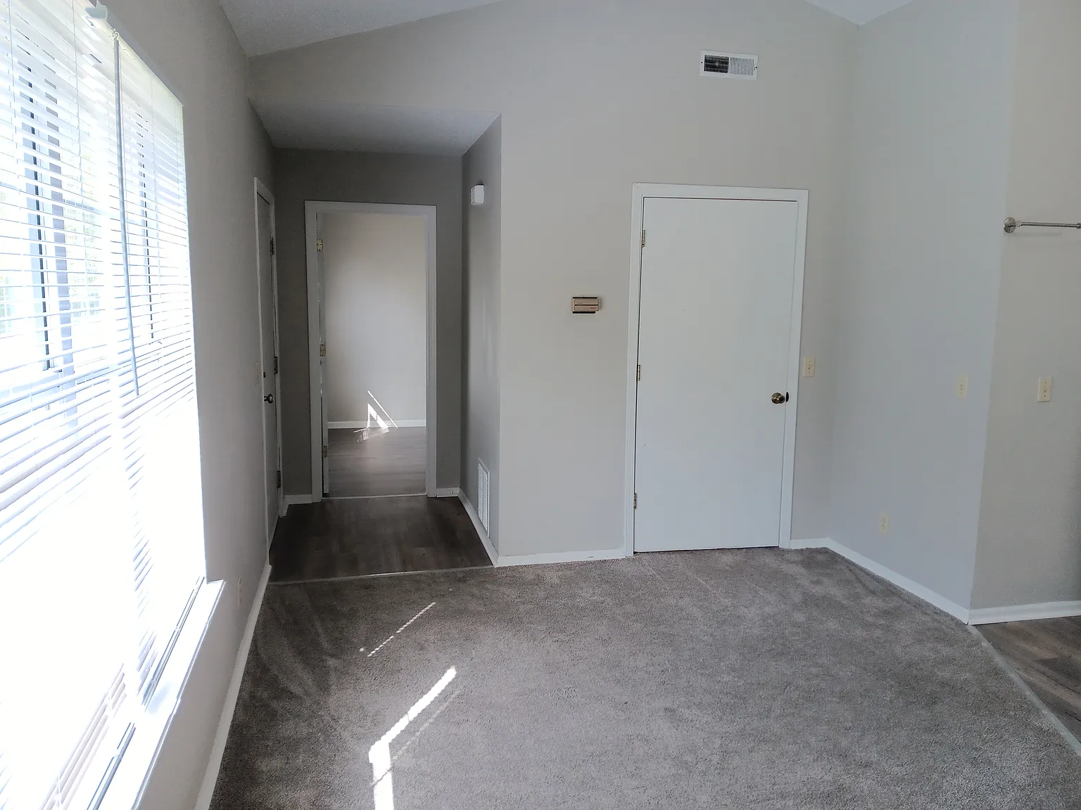 Mayfiled Manor-W. 36th Terr., Sedalia, MO — Photo 4