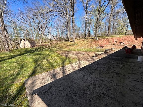 5th image of 105 Colegate Woods Dr