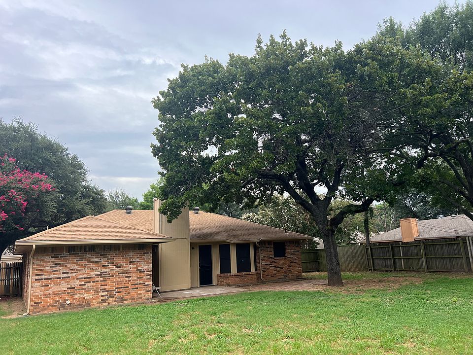 1st image of 6102 Suffolk Dr